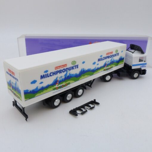 Albedo / Herpa 1:87 MAN F2000 Sattelzug Milchprodukte, in OVP EB74 – Bild 3
