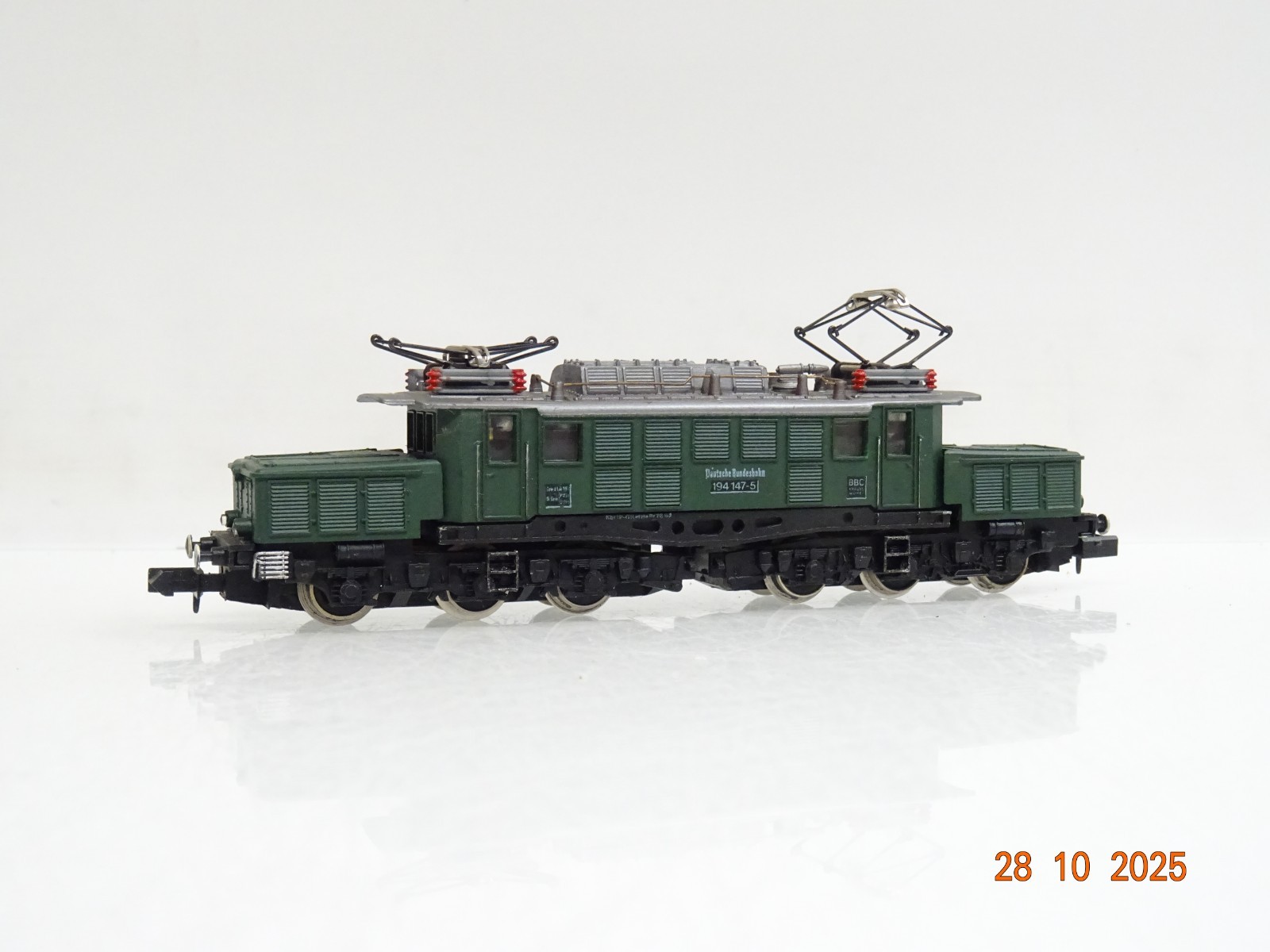 Arnold N 0231 E-Lok BR 194 147-5 der DB defekt JL3875 o.