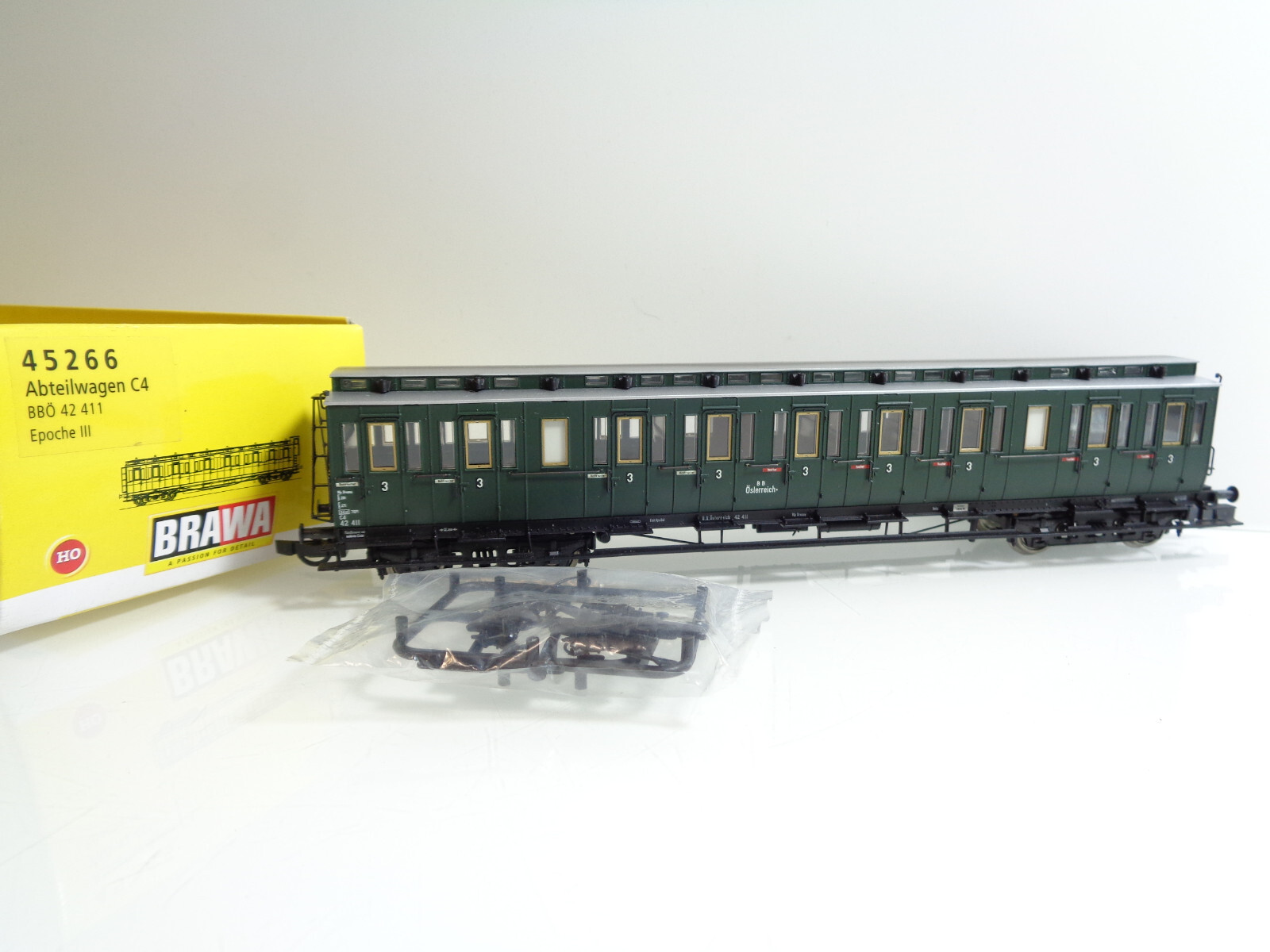 Brawa H0 45266 Abteilwagen 3.Kl. der BBÖ in OVP JD3379
