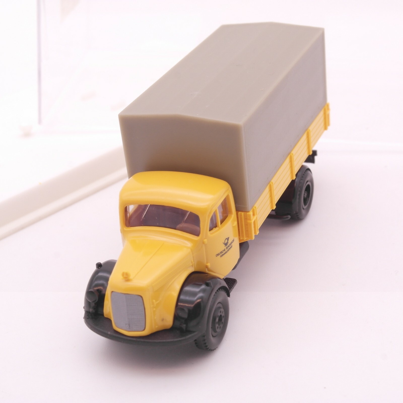 Brekina 1:87 MB Pritschen LKW DBP Fernmeldedienst in EVP RT5031