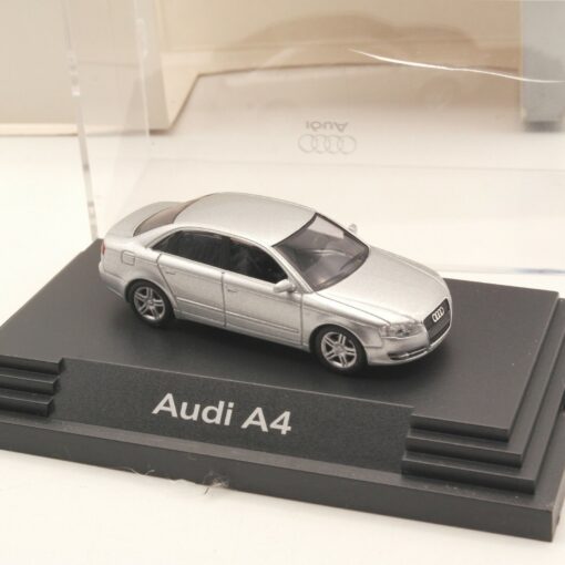 Busch 1:87 Audi Collection Audi A6 Avant neuwertig in OVP ER8341