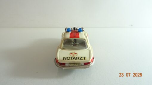 Carrera 132 Universal 40425 BMW 3.0 CSL Notarzt siehe Foto CK9925 o. – Bild 4