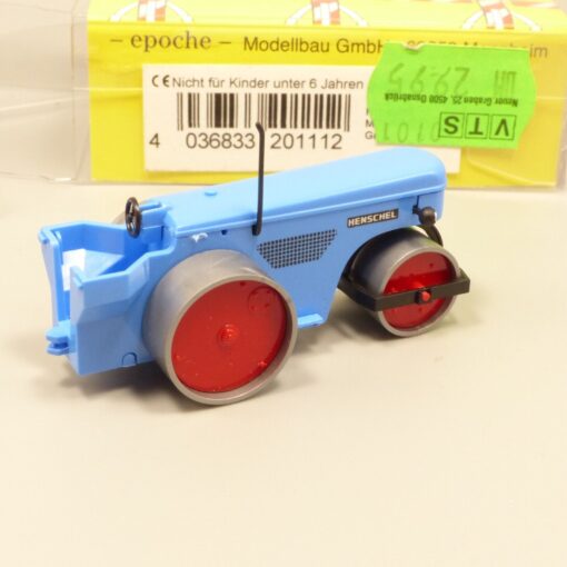 Epoche 1:87 20111 Straßenwalze Henschel MW80/100 in OVP EX3366 – Bild 3