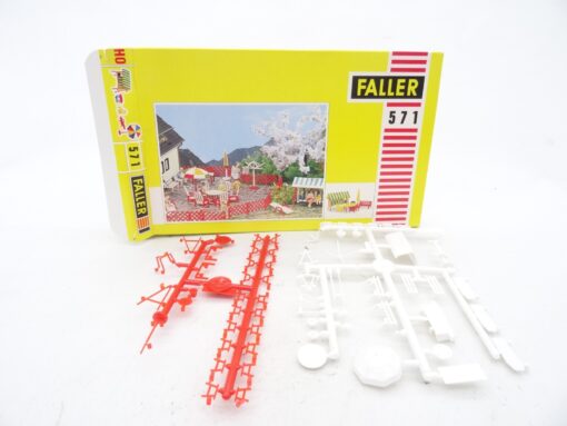 Faller H0 Bausatz 571 Gartenstühle und Tische in OVP RR1404