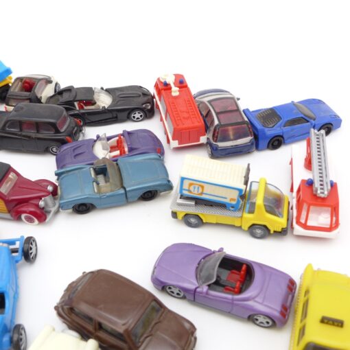 Ferrero etc. Verkehrsmodelle verschiedener Größe in Tüte siehe Bilder o. EX7369 – Bild 4