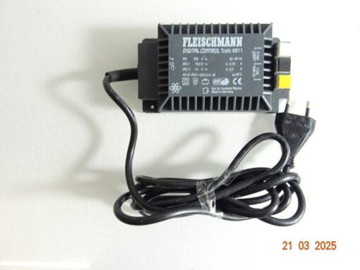 Fleischmann 6811 Digital Control Trafo 230 V siehe Foto CK6885 o.