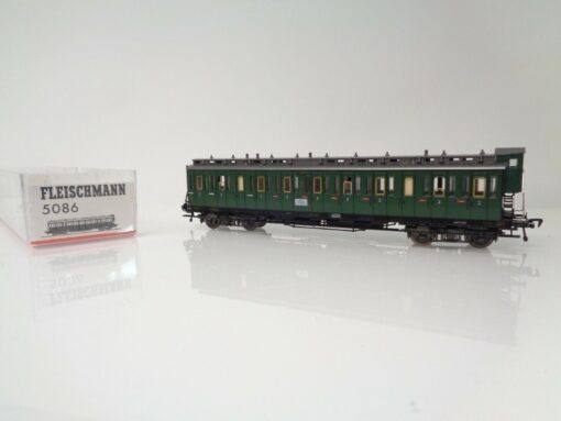 Fleischmann H0 5086 Abteilwagen 3.Kl. der DR in OVP NF42