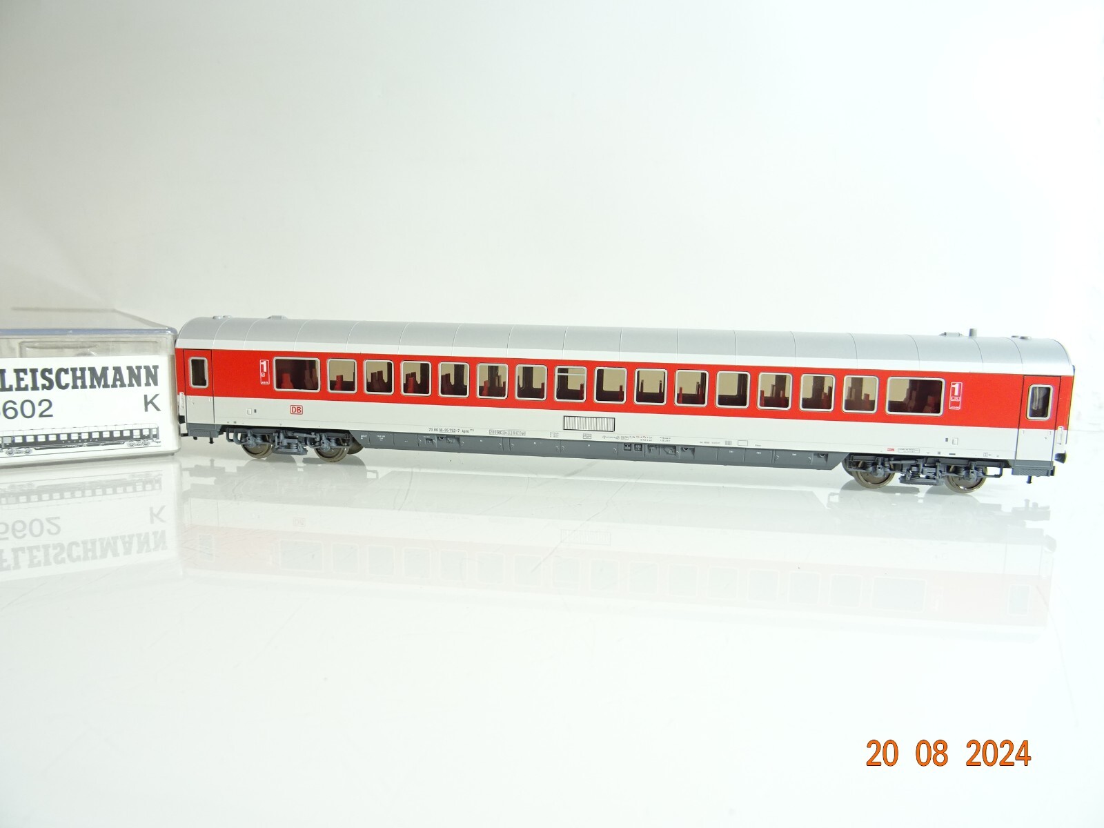 Fleischmann H0 5102K Personenwagen 1. Klasse der DB neuwertig in EVP PR2128