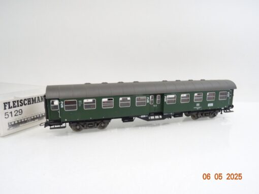 Fleischmann H0 5129 Umbauwagen 4-achs. 2.Kl. der DB in OVP JL501
