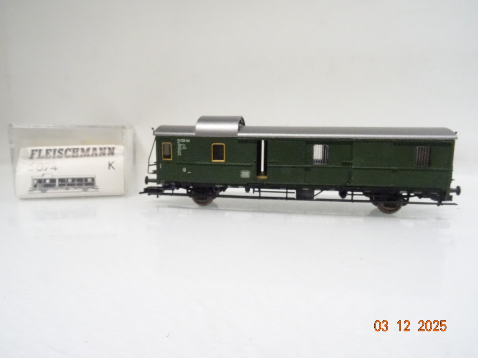 Fleischmann H0 K 5074 Gepäckwagen der DB in OVP BH1632