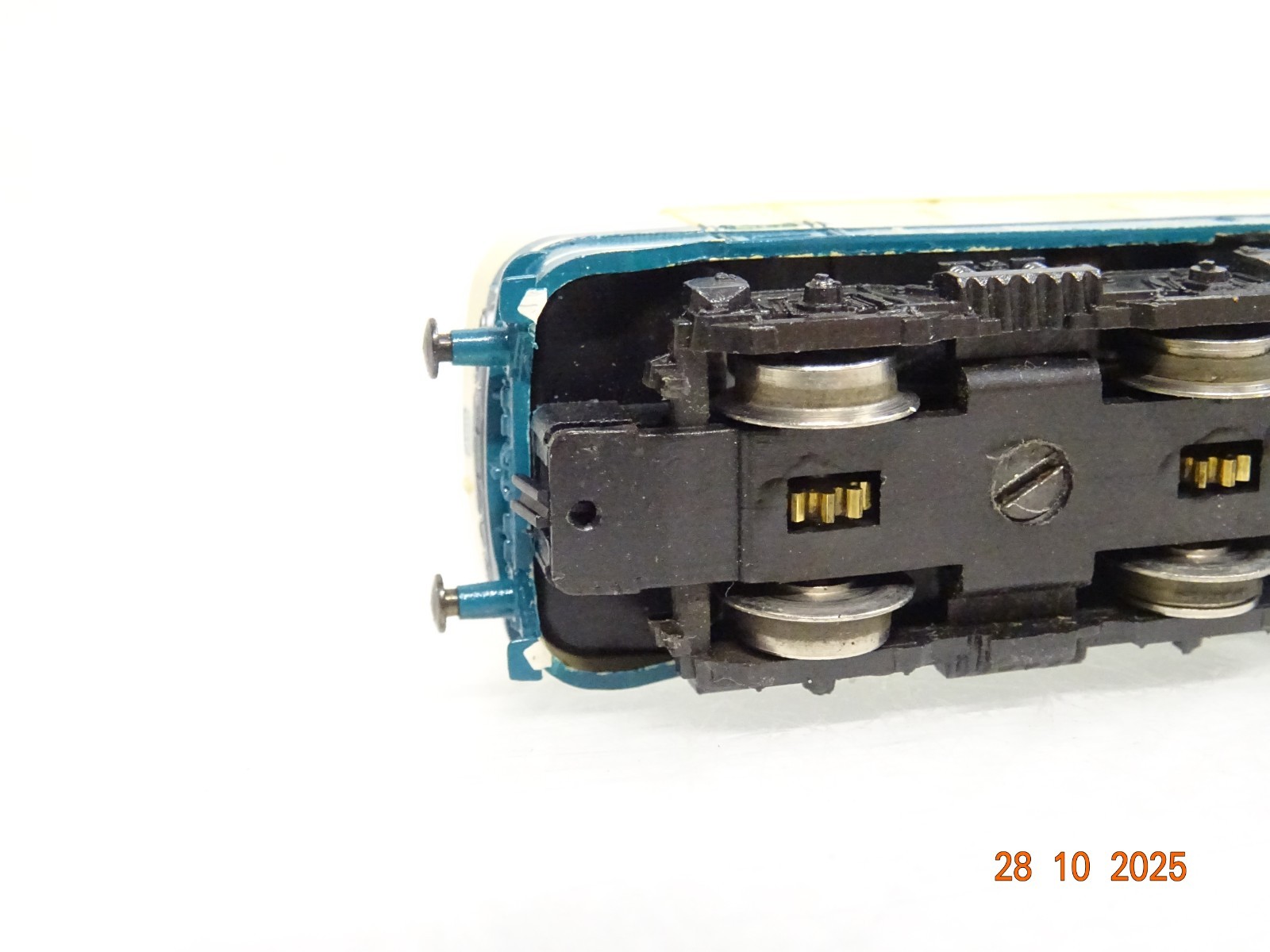 Fleischmann N 7232 / 33 Diesellok BR 210 004-8 der DB JL3906 o. – Bild 6