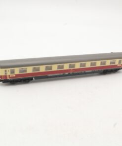 Fleischmann N Personenwagen 1. Klasse 61 8019-80 14-8 der DB RR4767 o.