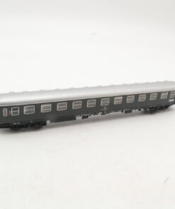 Fleischmann N Personenwagen 2.Kl. 51 80 22-70 090-1 der DB RR4731 o.