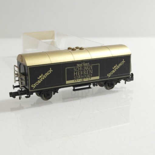 Fleischmann N gedeckter Güterwagen Stollwerk in EVP RG7614