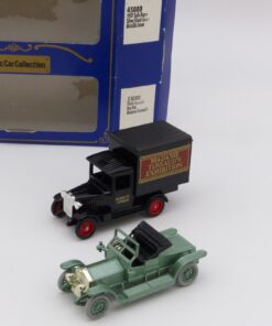 Göde Classic Car Collection - 2 Fahrzeugmodelle Days gone in OVP EX3550