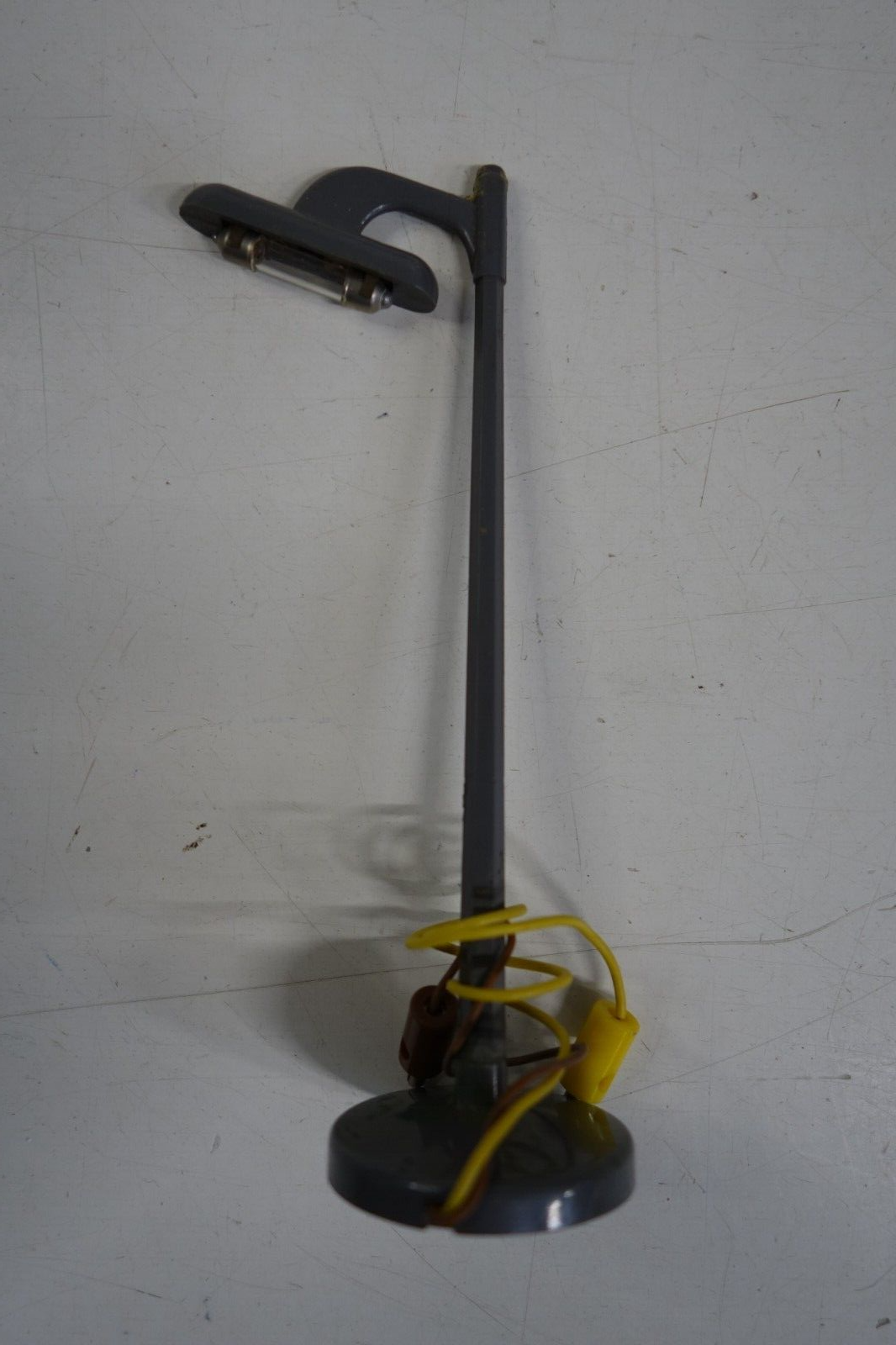 H0 Straßenleuchte ca. 120mm hoch ohne OVP KP195