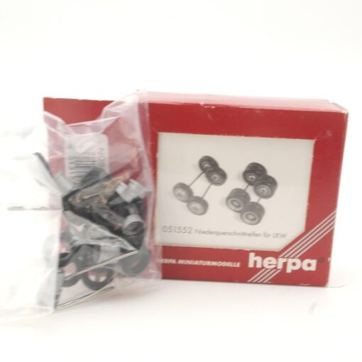 Herpa 1:87 051552 NQS Reifen für LKW neuwertig in OVP QR9161