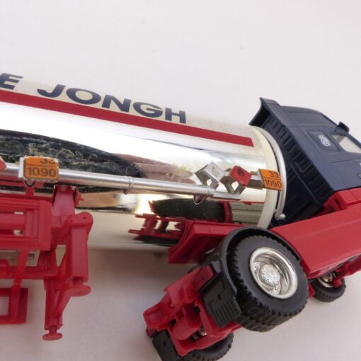Herpa 1:87 Nr.: 145350 Volvo FH16 Sattelzug Transport de Jongh, o. EX313 – Bild 4