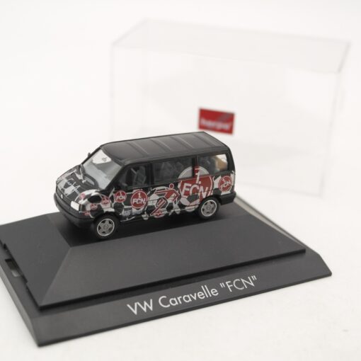 Herpa 1:87 VW Caravelle 1. FCN Nürnberg in PC Box RR1874