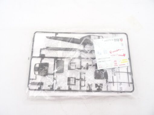Italieri 1:72 No. 050 UH - IC Gunship in VP RR1656 – Bild 3