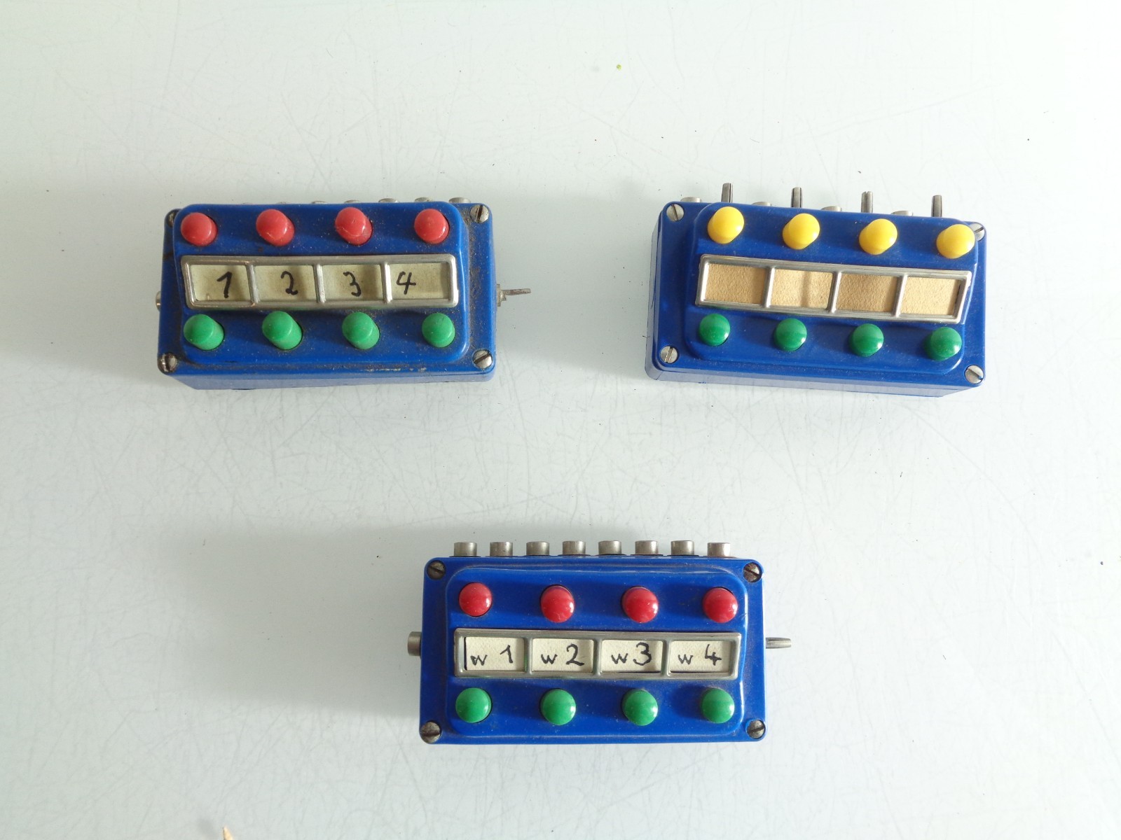 Konvolut Märklin H0 7072 7211 Stellpult 3Stück siehe Foto PK2072 o.