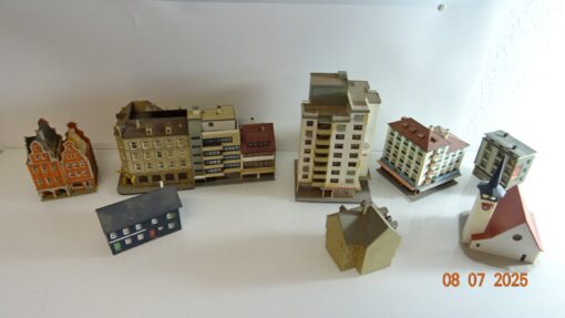 Konvolut N Gebäude und Häuser 8 Stück siehe Foto CK9472 o. – Bild 5