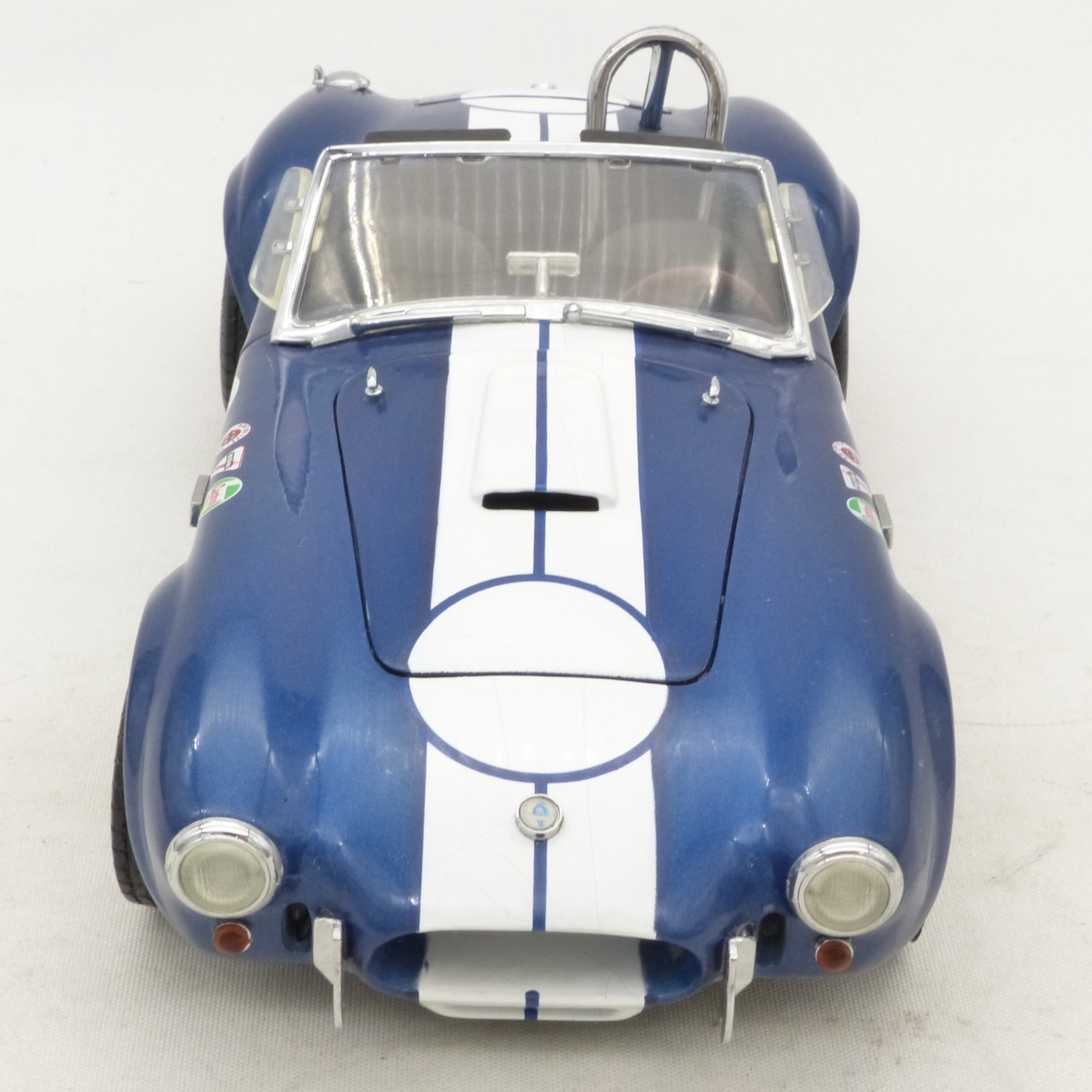 Kyosho 1:18 Shelby Cobra 427 S/C zweifarbig in Tüte siehe Bilder o. EX8422