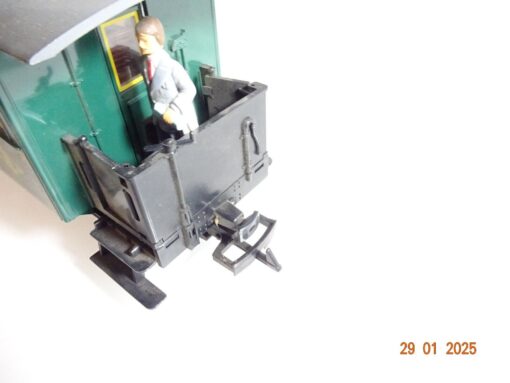 LGB Spur G 3080 Personenwagen mit Figur und Beleuchtung siehe Foto CK5665 o. – Bild 4
