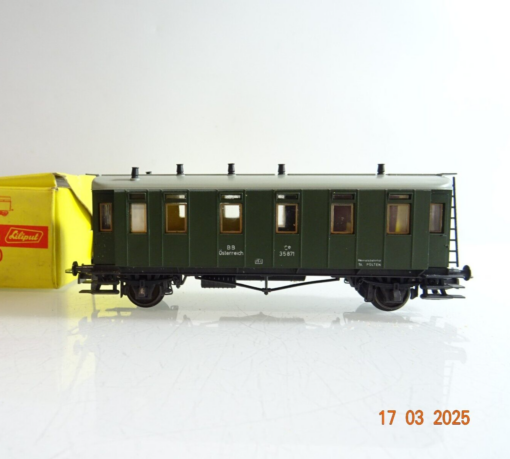 Liliput H0 Personenwagen der BBÖ in EVP PR6555