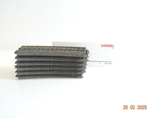 Märklin 24215 C-Gleis gebogenes Gleis R2=437,5 mm 15° 6St.  in OVP CK6304