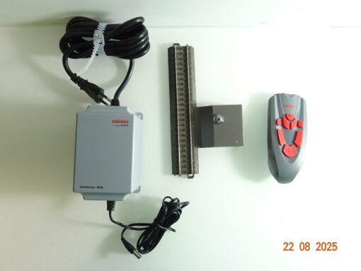 Märklin H0 24088 digitales Anschlussgleis mit FB und Trafo siehe Foto PK785 o.