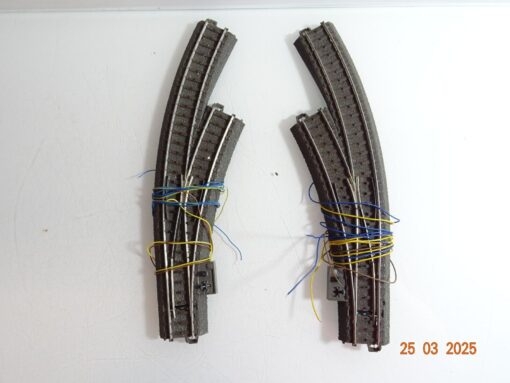 Märklin H0 24672 C-Gleis Bogenweichenpaar m. Antrieb 74491 siehe Foto CK6989 o.