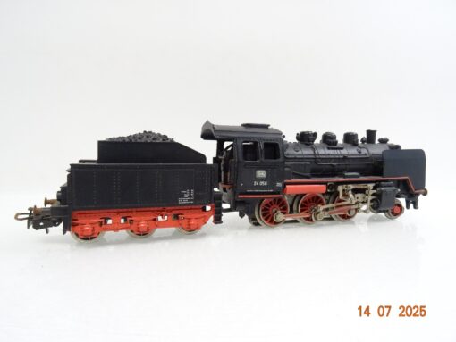 Märklin H0 3003 Dampflok BR 24 058 der DB JL1471 o. – Bild 3