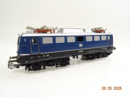 Märklin H0 3040 E-Lok E 10 238 der DB mit Federpuffern in OVP LE9700 – Bild 3