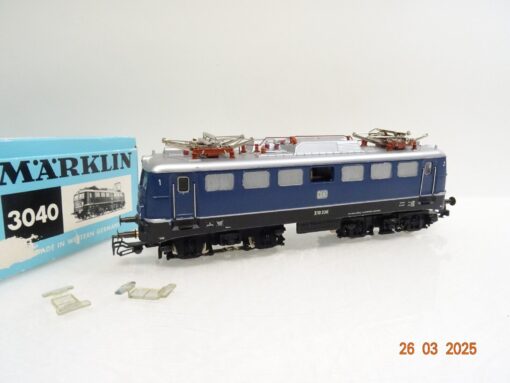 Märklin H0 3040 E-Lok E 10 238 der DB mit Federpuffern in OVP LE9700