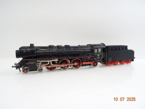 Märklin H0 3048 Dampflok BR 01 097 der DB JL1341 o.