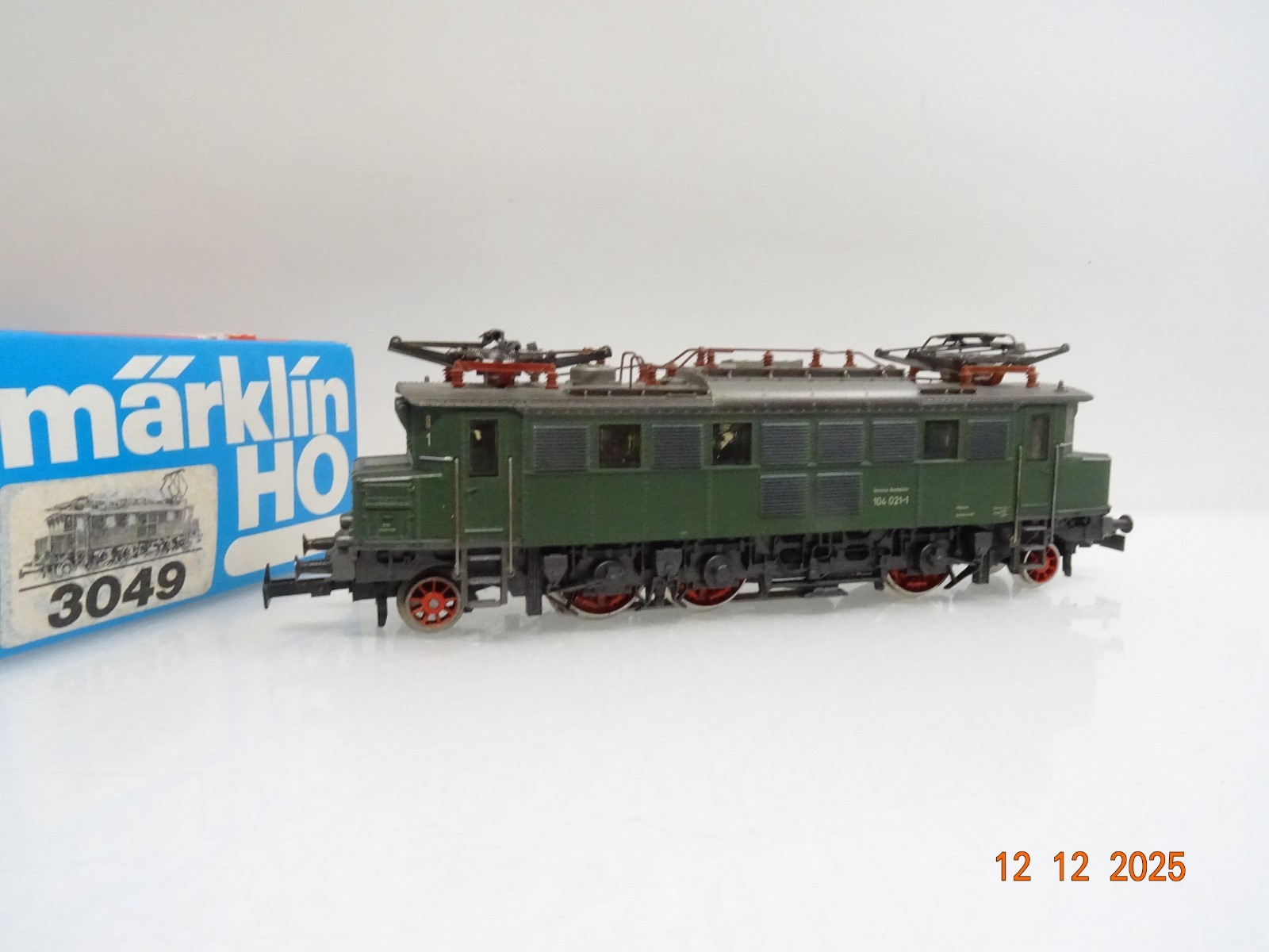 Märklin H0 3049 E-Lok BR 104 021-1 der DB in OVP JL5027