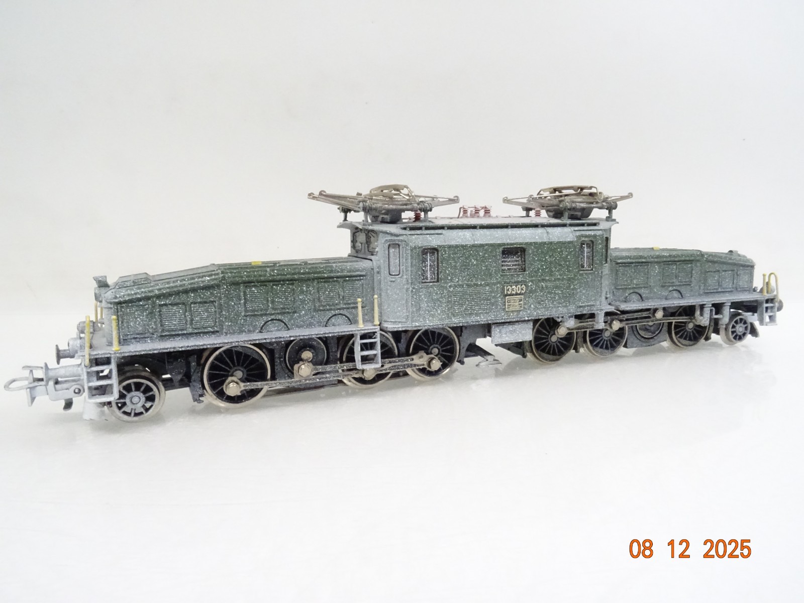 Märklin H0 3359 Schweiz E-Lok Be 6/8 III Krokodil SBB eingeschneit in OVP JL4913 – Bild 4