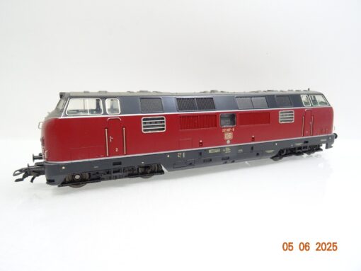 Märklin H0 3682 Diesellok BR 221 107-6 der DB nur Analog in OVP JL938 – Bild 3