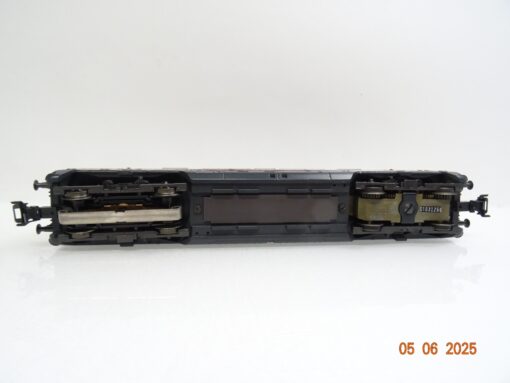 Märklin H0 3682 Diesellok BR 221 107-6 der DB nur Analog in OVP JL938 – Bild 4