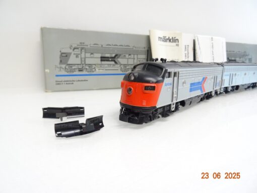 Märklin H0 37621 US Diesellok EMD f 7 Amtrak Digital in OVP JL1032 – Bild 3