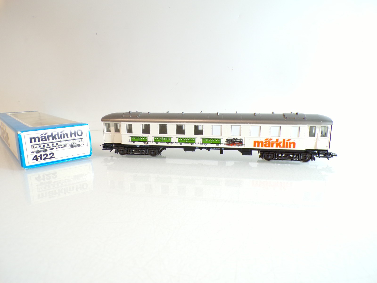 Märklin H0 4122 Werbewagen Märklin in OVP BH1236