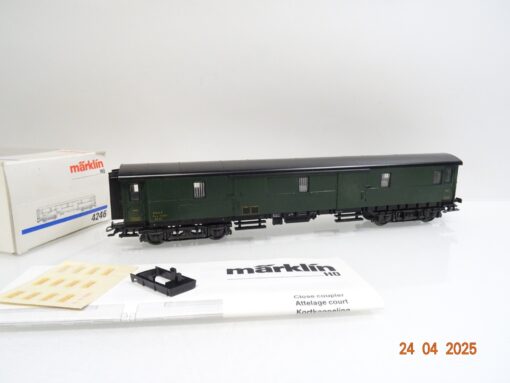 Märklin H0 4246 Frankreich Eilzug-Gepäckwagen der SNCF LüP: 225 mm in OVP JL275