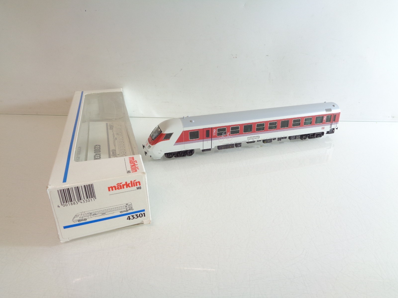 Märklin H0 43301 Steuerwagen 2 Klasse der DB in OVP HS39