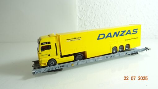 Märklin H0 47403 RoLa Niederflurwagen mit LKW Danzas RR2611 o.
