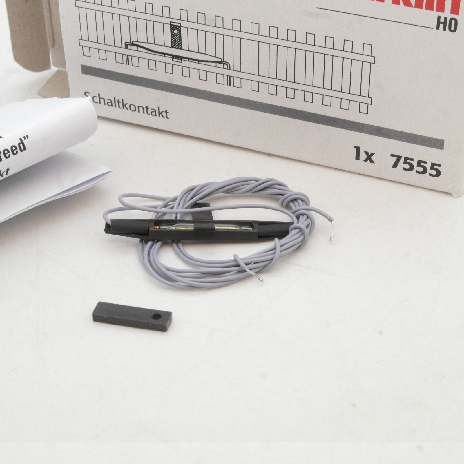 Märklin H0 7555 Schaltkontakt Reed Switch für K + M Gleis in OVP RG2406 – Bild 3