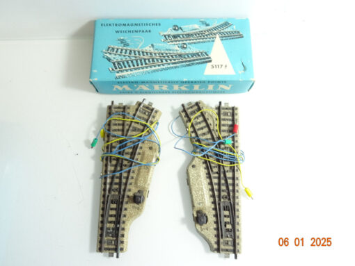Märklin H0 M-Gleise 5118 5204 Elektro. Weichenpaar siehe Foto in EVP CK5150