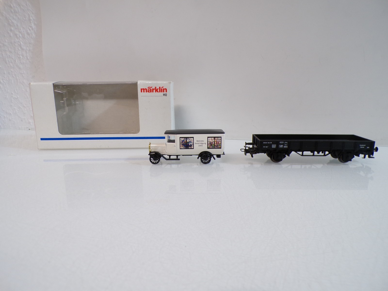 Märklin H0 Niederflurwagen mit LKW der DB in OVP HS171