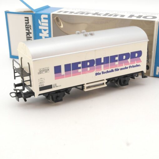 Märklin H0 gedeckter Güterwagen Liebherr der DB in OVP QR1557
