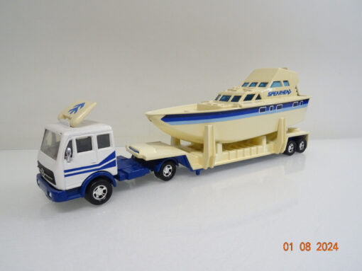 Matchbox Super Kings Mercedes SK mit Yacht Spearhead siehe Fotos LE4679 o.